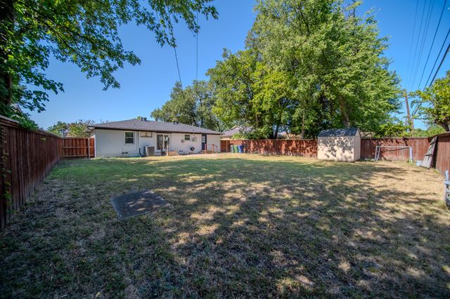 2901 Maple Drive, Garland, TX 75042