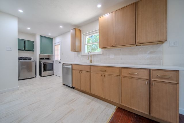 2901 Maple Drive, Garland, TX 75042