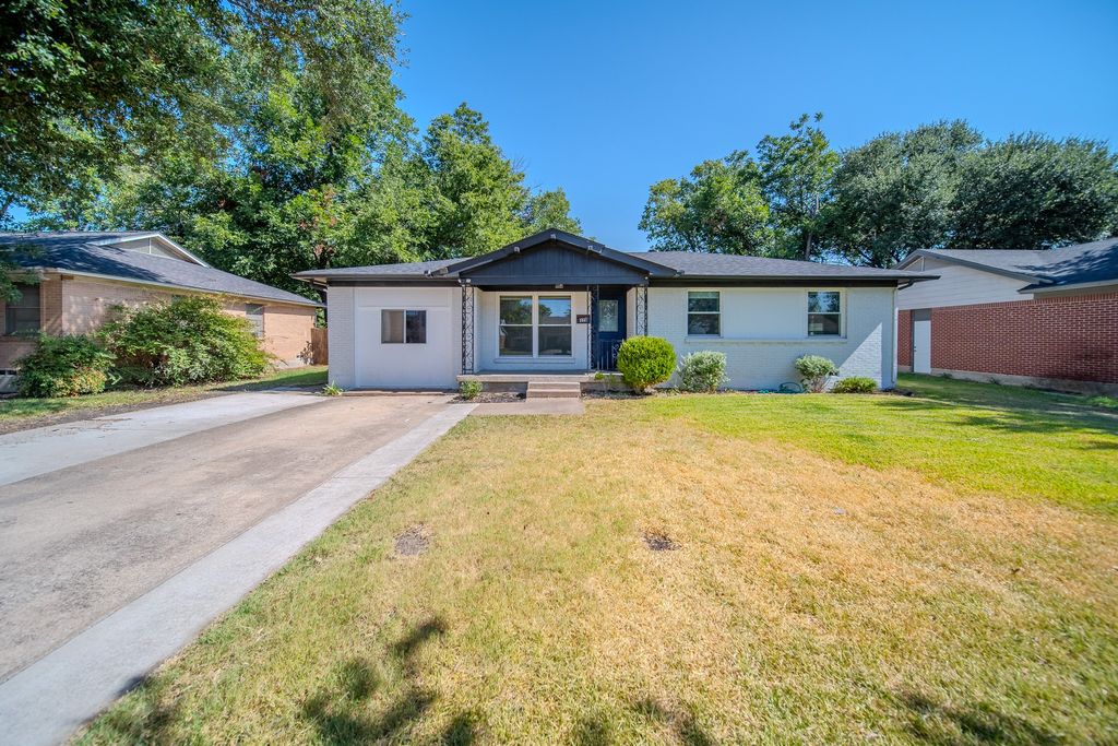 2901 Maple Drive, Garland, TX 75042