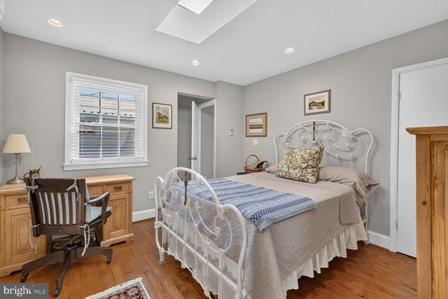 111 N PAYNE ST, Alexandria, VA 22314
