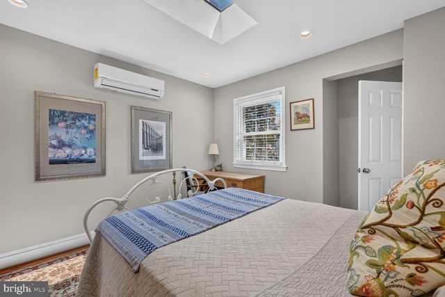 111 N PAYNE ST, Alexandria, VA 22314