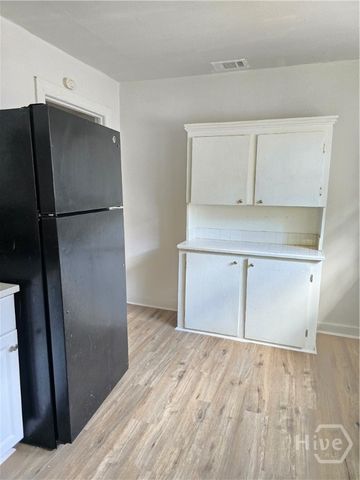 3708 Montgomery Street, Savannah, GA 31405