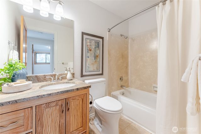 18422 189th Avenue NE, Woodinville, WA 98077