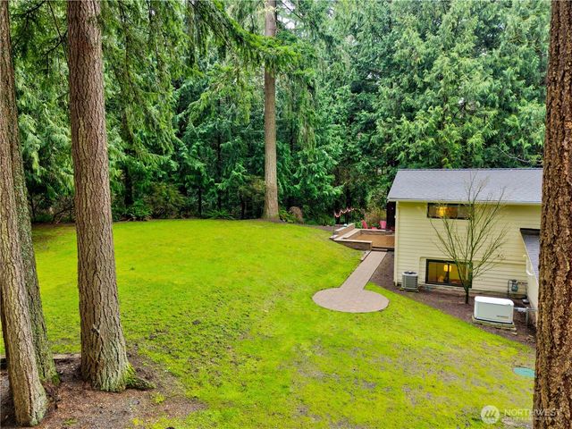 18422 189th Avenue NE, Woodinville, WA 98077