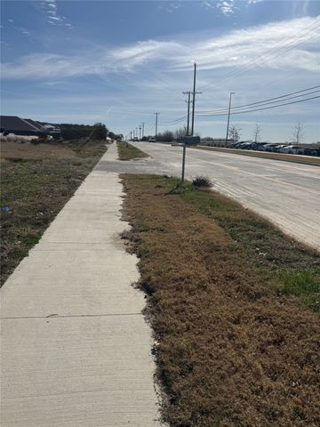 280 N Mitchell Road, Mansfield, TX 76063