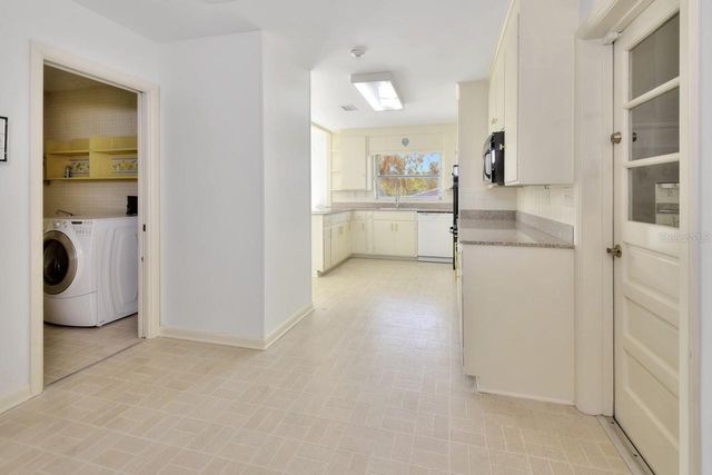 129 S BROOKS AVENUE, Deland, FL 32720