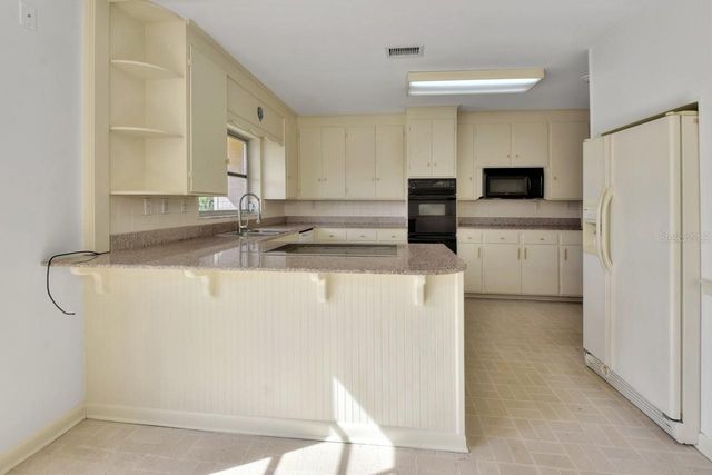 129 S BROOKS AVENUE, Deland, FL 32720