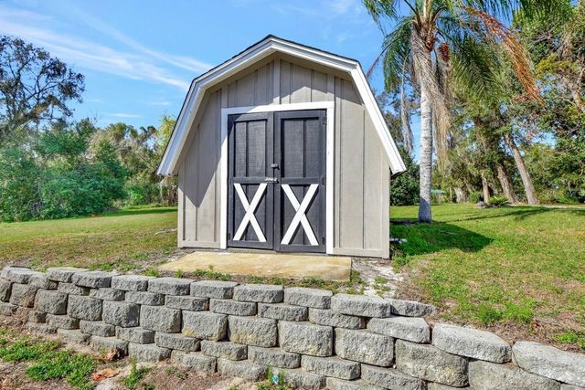 129 S BROOKS AVENUE, Deland, FL 32720