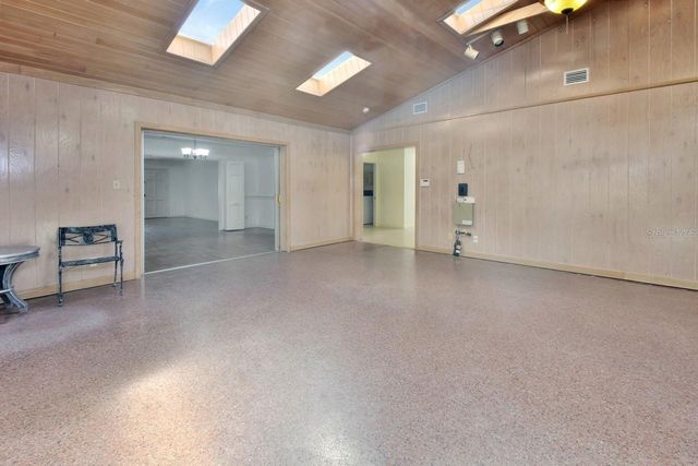 129 S BROOKS AVENUE, Deland, FL 32720