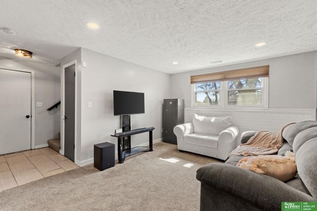 5410 Covey Court, Lincoln, NE 68516