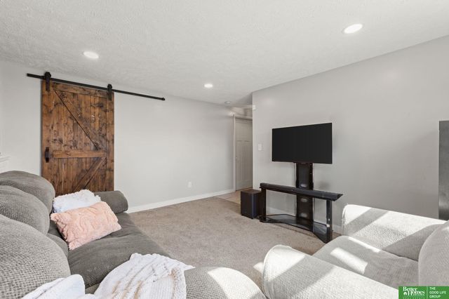 5410 Covey Court, Lincoln, NE 68516