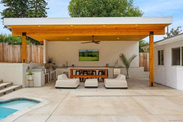 5762 Old Ranch Rd, Oceanside, CA 92057