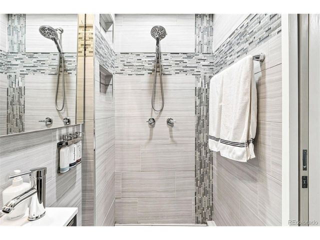 6715 Raritan Dr, Denver, CO 80221