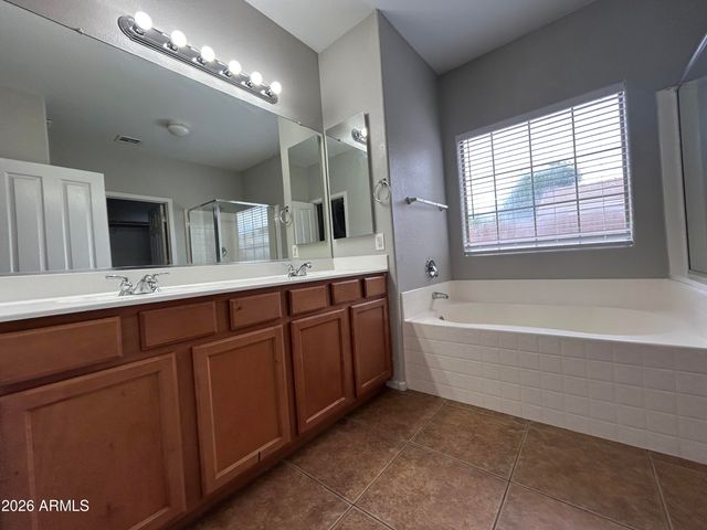 3425 E VERNON Street, Gilbert, AZ 85298
