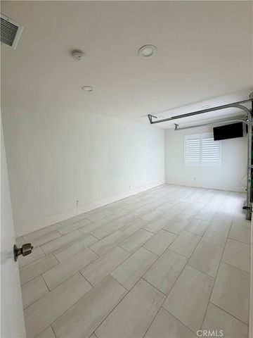 363 Newport Glen Court, Newport Beach, CA 92660
