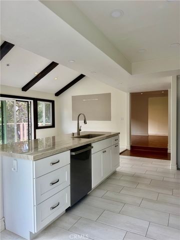 363 Newport Glen Court, Newport Beach, CA 92660