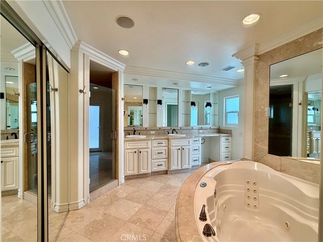 363 Newport Glen Court, Newport Beach, CA 92660
