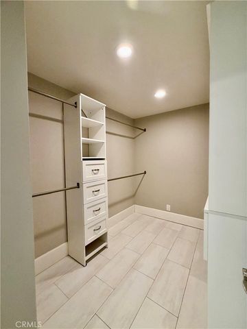 363 Newport Glen Court, Newport Beach, CA 92660