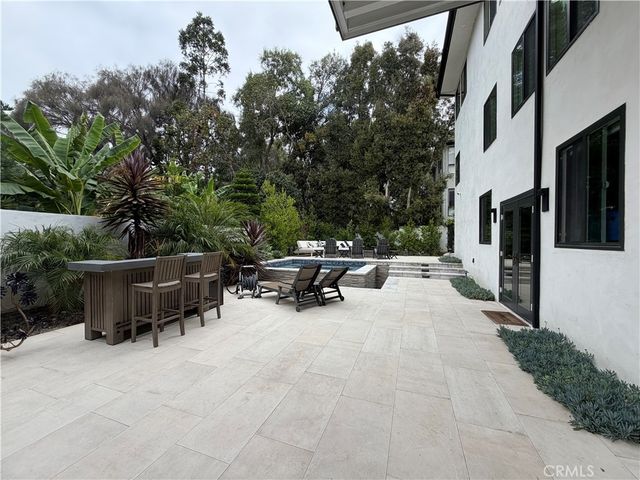 363 Newport Glen Court, Newport Beach, CA 92660