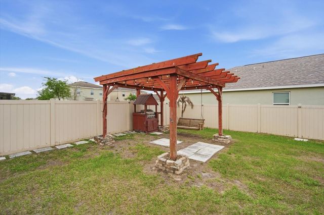 8201 BILSTON VILLAGE LANE, Gibsonton, FL 33534