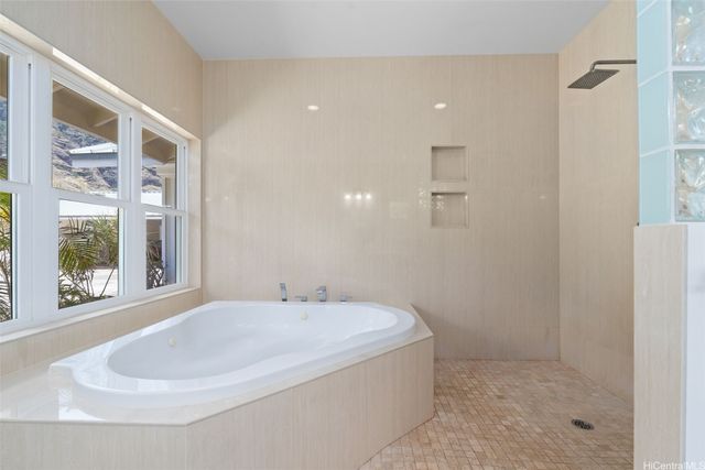 84-1080 Maunaolu Street, Waianae, HI 96792