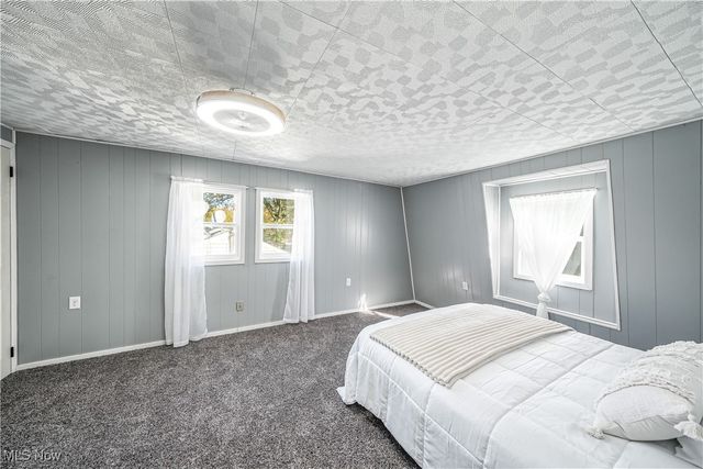 1935 Northfield Avenue NW, Warren, OH 44485