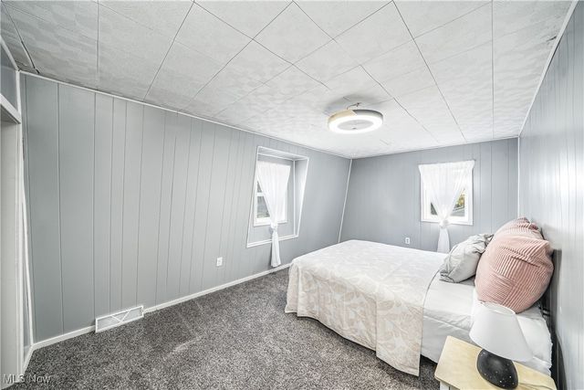 1935 Northfield Avenue NW, Warren, OH 44485