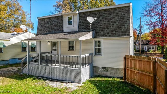 1935 Northfield Avenue NW, Warren, OH 44485