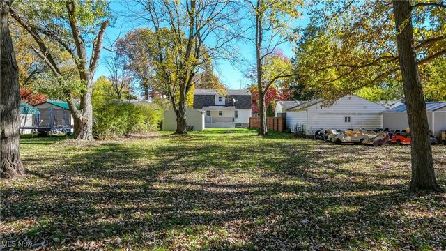 1935 Northfield Avenue NW, Warren, OH 44485