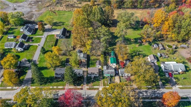 1935 Northfield Avenue NW, Warren, OH 44485