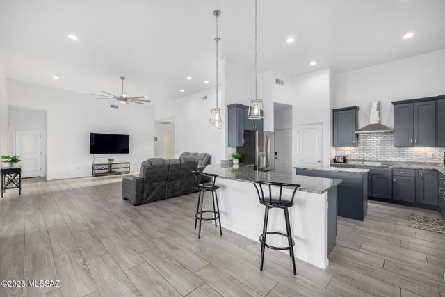 1168 N Slot Canyon Place, Vail, AZ 85641