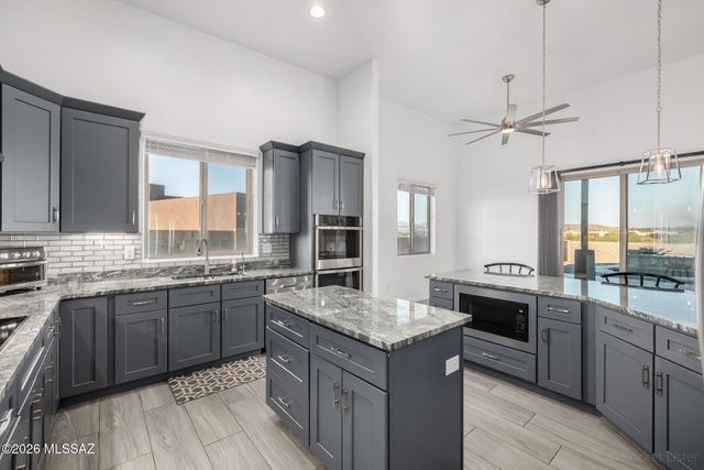 1168 N Slot Canyon Place, Vail, AZ 85641