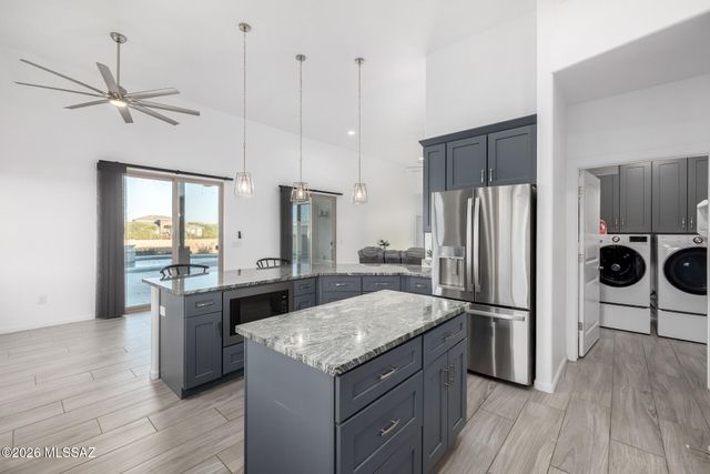 1168 N Slot Canyon Place, Vail, AZ 85641