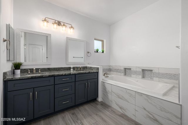 1168 N Slot Canyon Place, Vail, AZ 85641