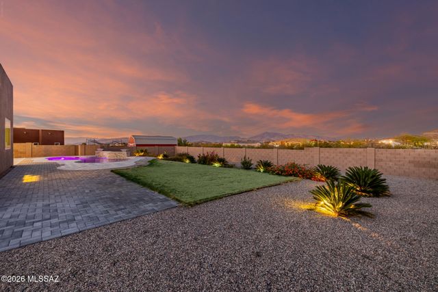 1168 N Slot Canyon Place, Vail, AZ 85641