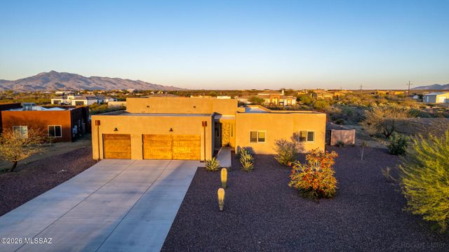 1168 N Slot Canyon Place, Vail, AZ 85641