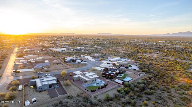 1168 N Slot Canyon Place, Vail, AZ 85641