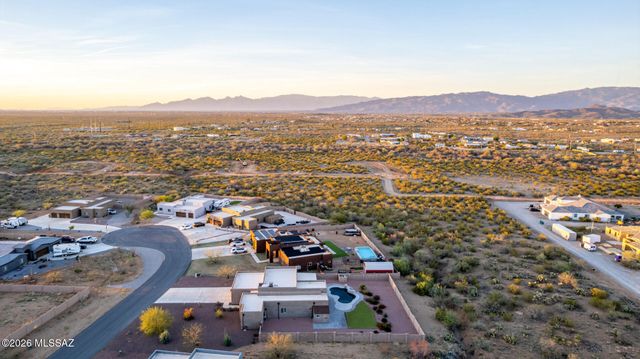 1168 N Slot Canyon Place, Vail, AZ 85641