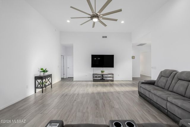 1168 N Slot Canyon Place, Vail, AZ 85641