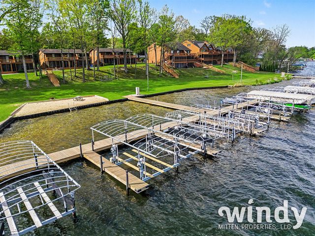 5576 N Watervliet Road 14, Watervliet, MI 49098