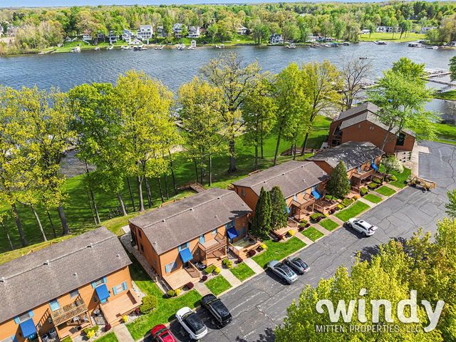 5576 N Watervliet Road 14, Watervliet, MI 49098