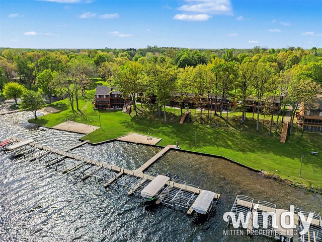 5576 N Watervliet Road 14, Watervliet, MI 49098