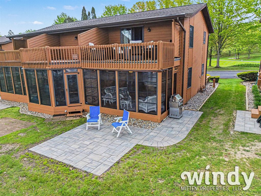 5576 N Watervliet Road 14, Watervliet, MI 49098