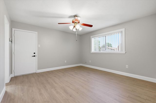 2132 Bordeaux Drive, Carrollton, TX 75007