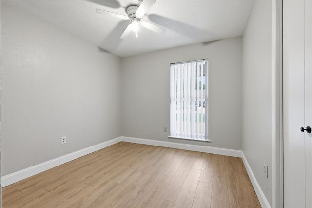 2132 Bordeaux Drive, Carrollton, TX 75007
