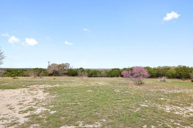 9050 County Road 272, Bertram, TX 78605