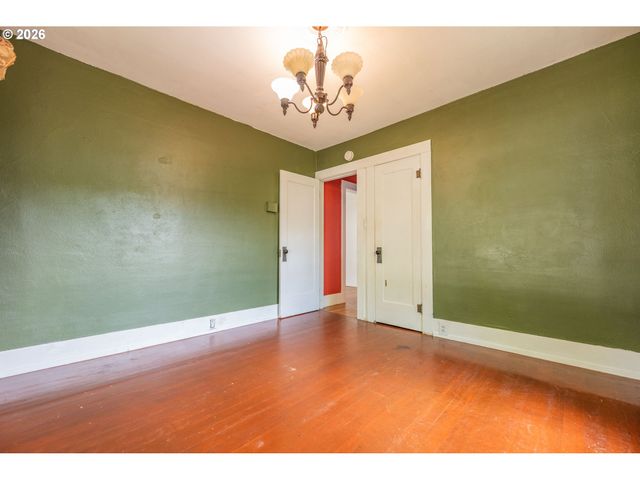1223 WASHINGTON St, Eugene, OR 97401