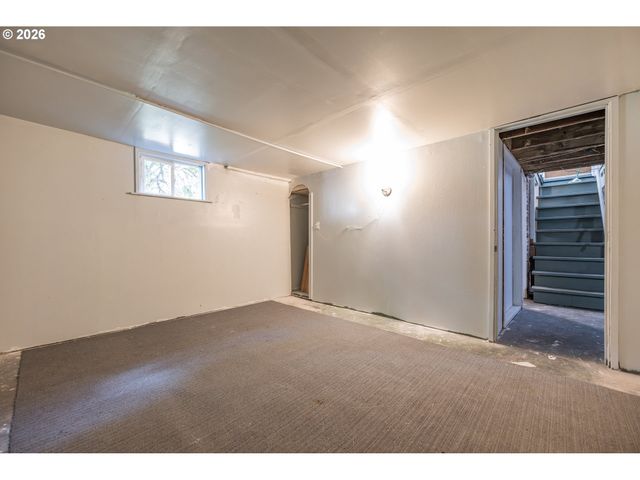 1223 WASHINGTON St, Eugene, OR 97401
