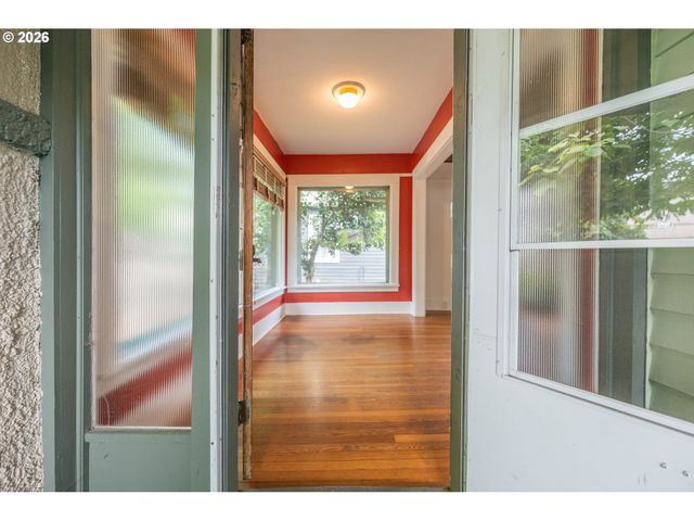 1223 WASHINGTON St, Eugene, OR 97401