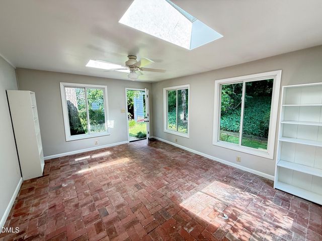 2667 Davis Street, Raleigh, NC 27608